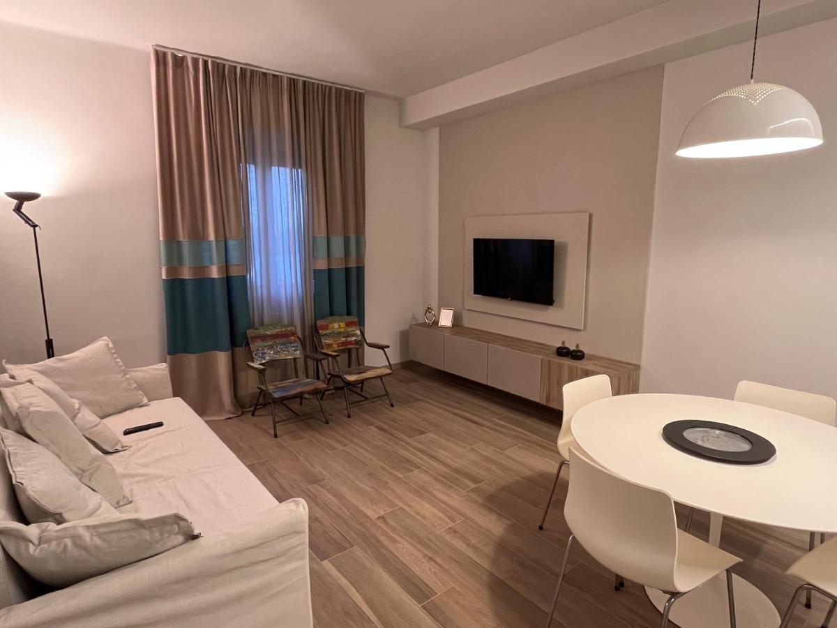 Luxury Studio 11 - Self Check In Apartment Bari Ngoại thất bức ảnh